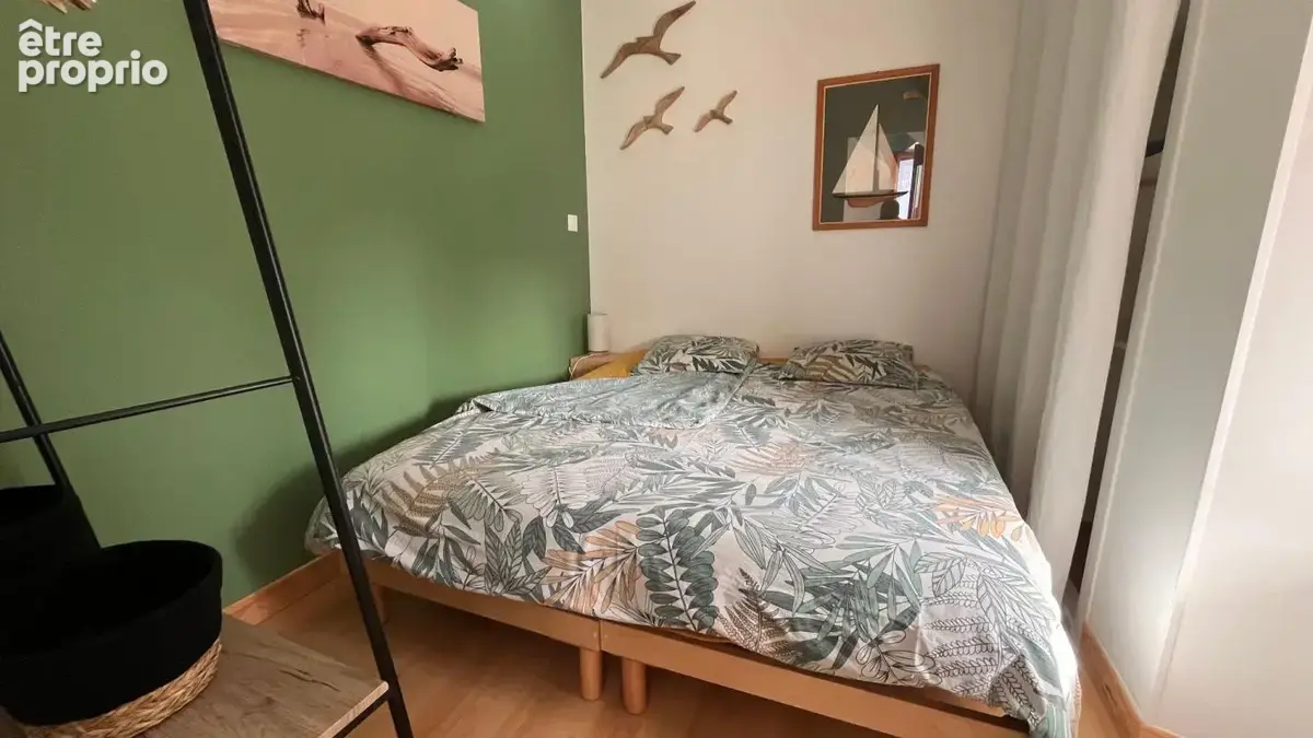 LE CROISIC - Appartement T2 de 21 m², entièrement rénové avec soin, vendu meublé et parfaitement équipé - photo 8