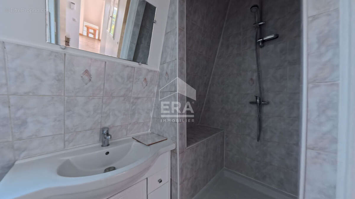 Studio dernier etage vue degagee - bd marcel sembat - photo 6