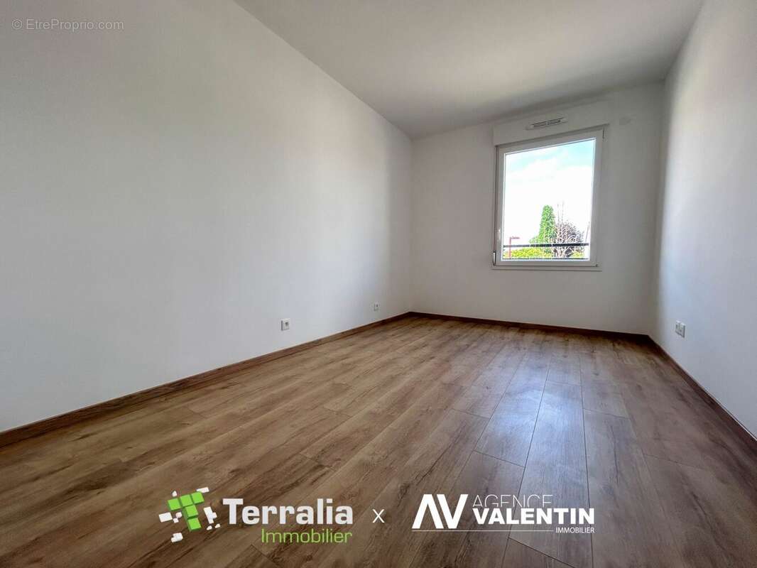 Appartement à NORROY-LE-VENEUR