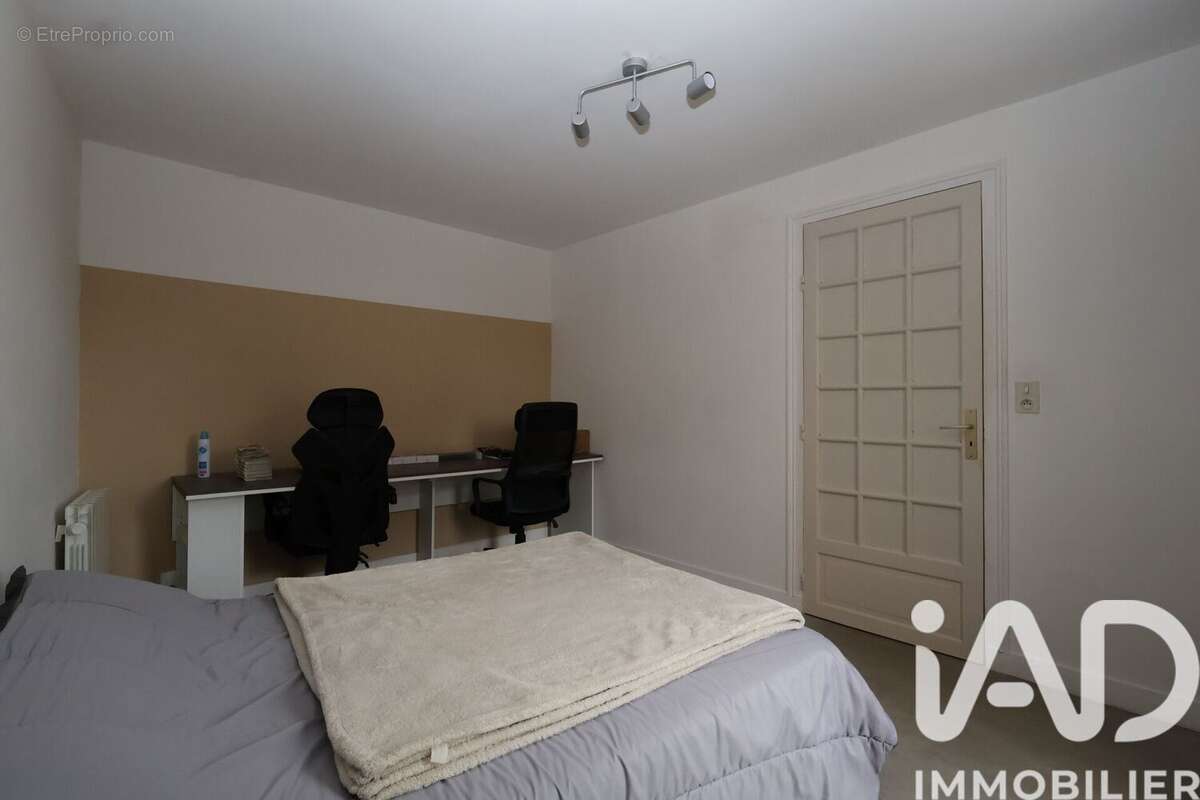 Photo 9 - Maison à SAINT-YORRE