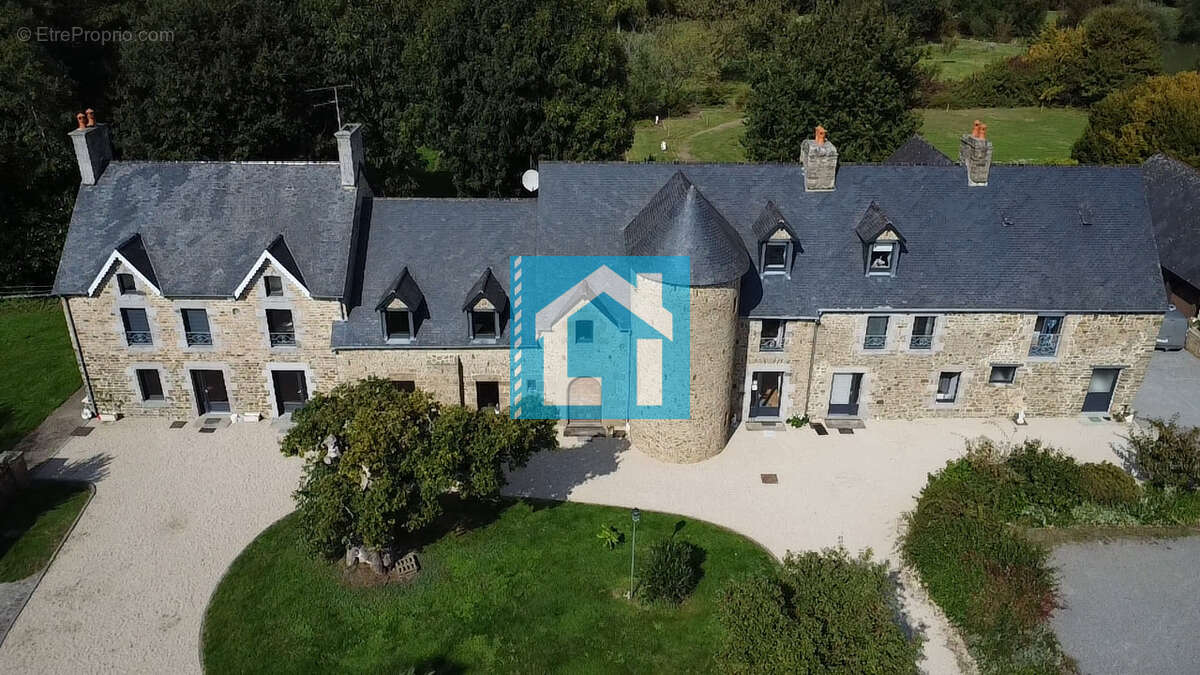 Maison à SAINT-AUBIN-DES-PREAUX