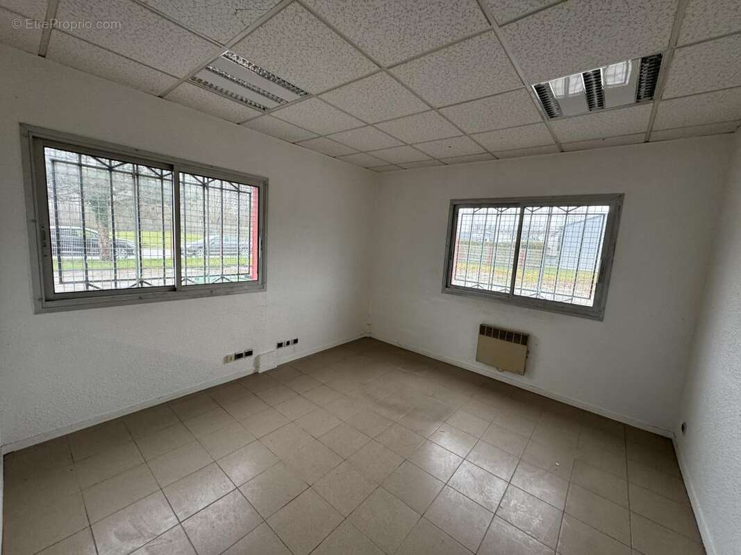 Appartement 300 m² à Saint-Martin-De-La-Lieue  - photo 9
