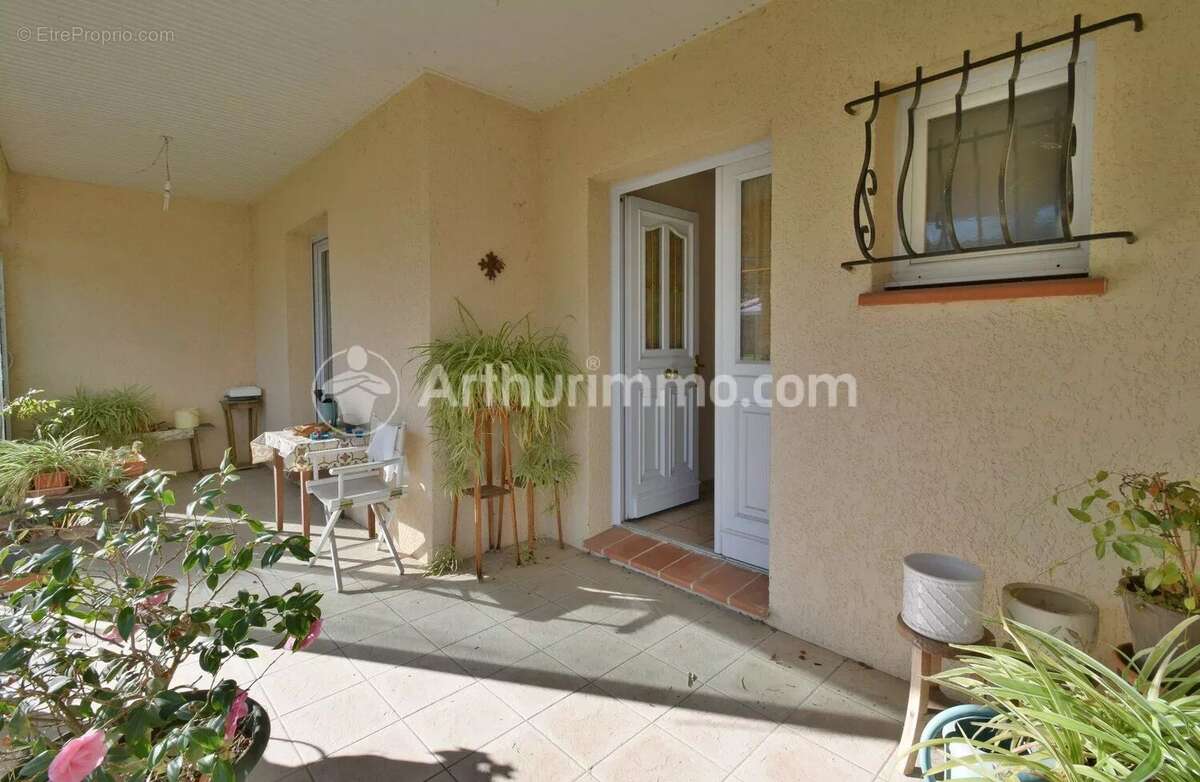 Maison à SAINT-SULPICE