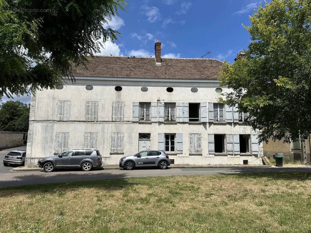 Maison à FONTAINEBLEAU