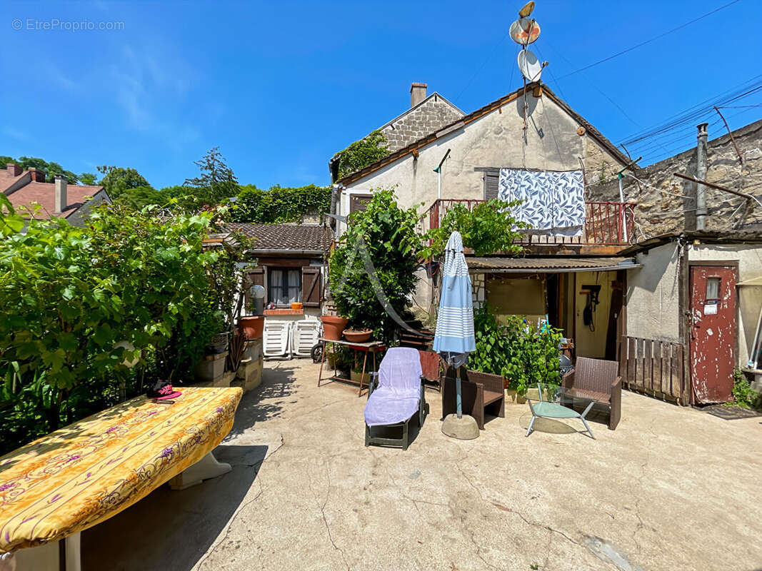 Maison à AUVERS-SUR-OISE
