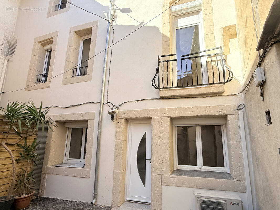 Maison à VILLENEUVE-LES-BEZIERS