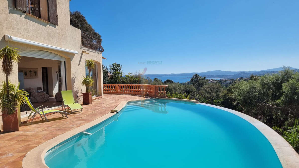 Maison à LES ISSAMBRES