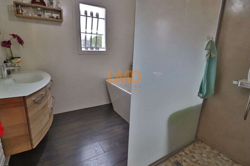 Maison à SAINT-GILLES