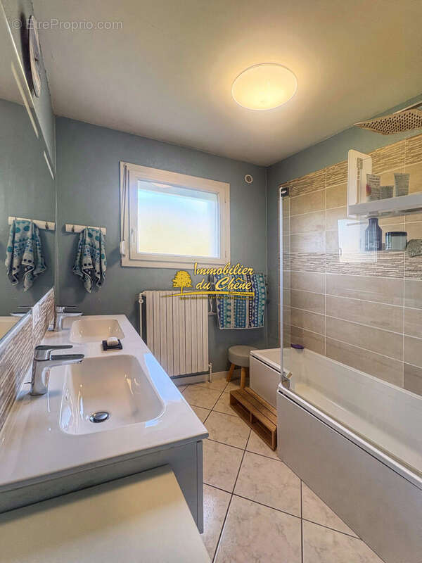 Maison à LUXEUIL-LES-BAINS