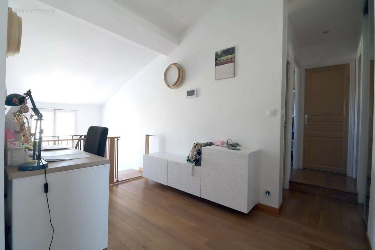 Appartement à VERSAILLES