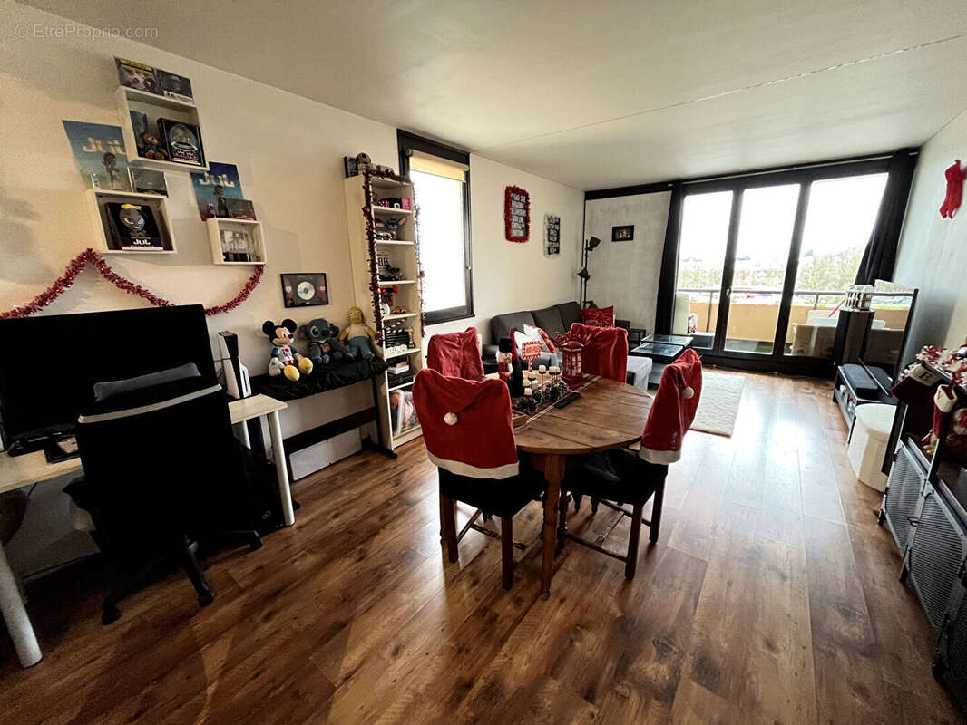 Appartement à MONTIGNY-LE-BRETONNEUX