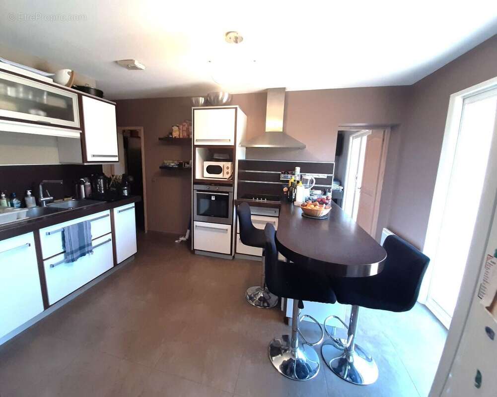 Maison à CARQUEIRANNE