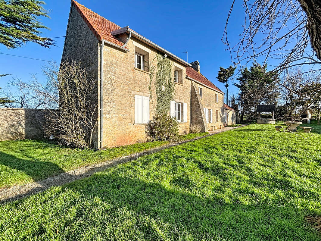 Maison à ISIGNY-SUR-MER