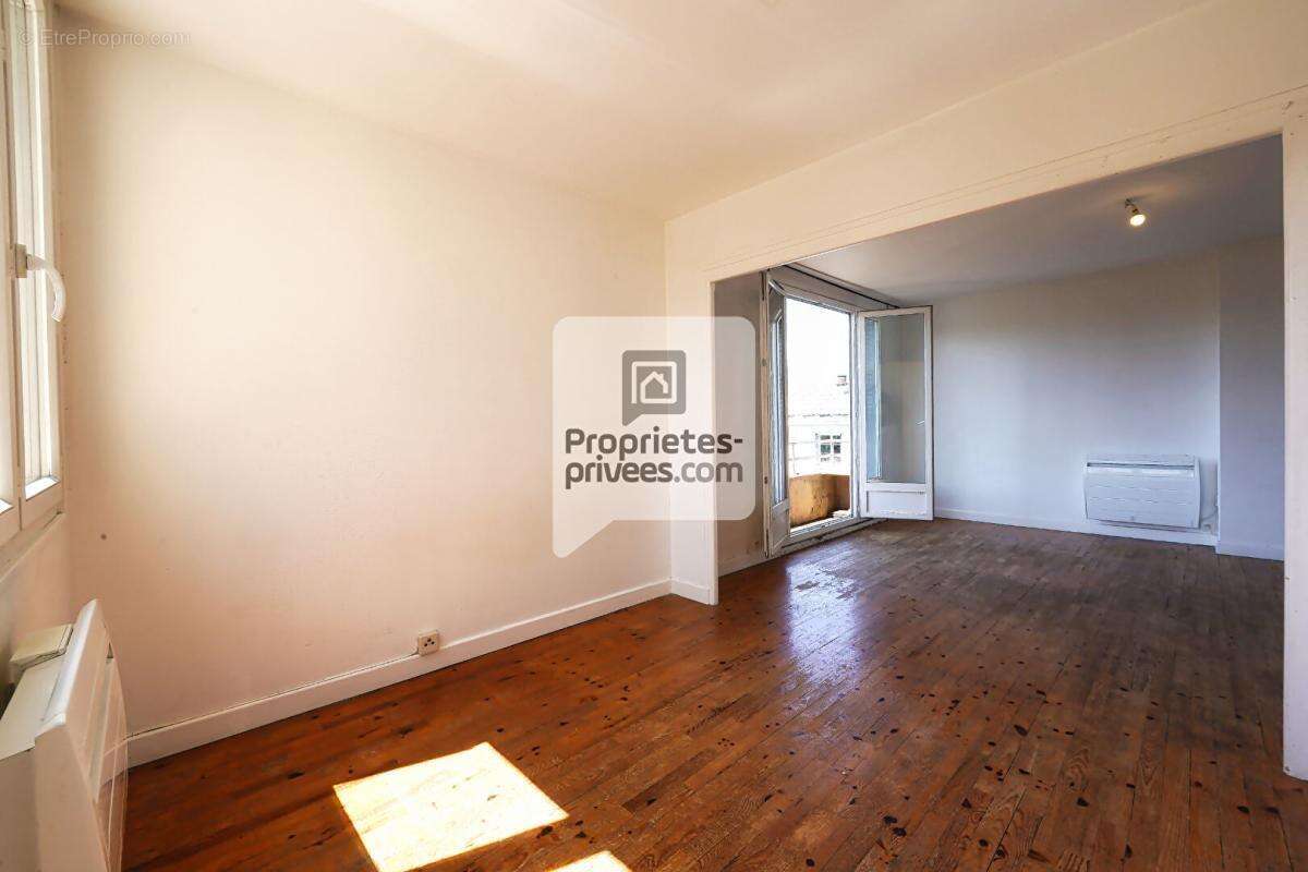 Appartement à LA TRONCHE