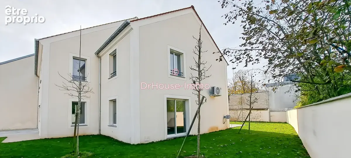 Maison 7 pièces 225 m² à vendre à Brie-Comte-Robert (77170) - photo 38