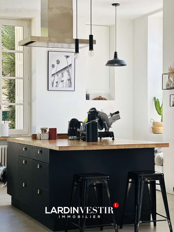 Maison à SAINT-GENIS-LAVAL