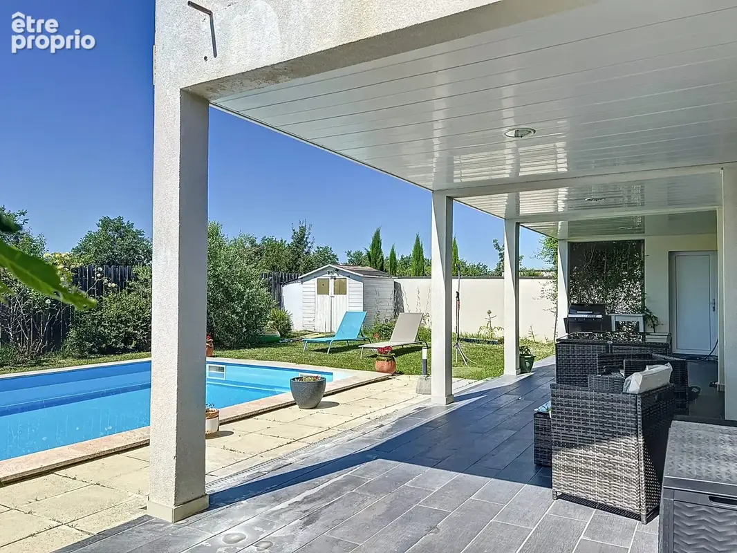 Photo Maison à Saint-Sulpice au prix de 335 000€