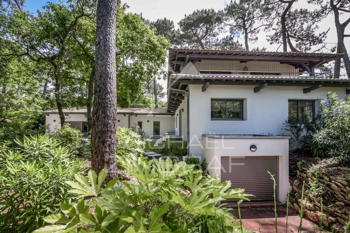 Maison à LE BOUSCAT