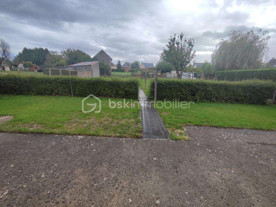 Maison à SAINT-HILAIRE-DES-LANDES