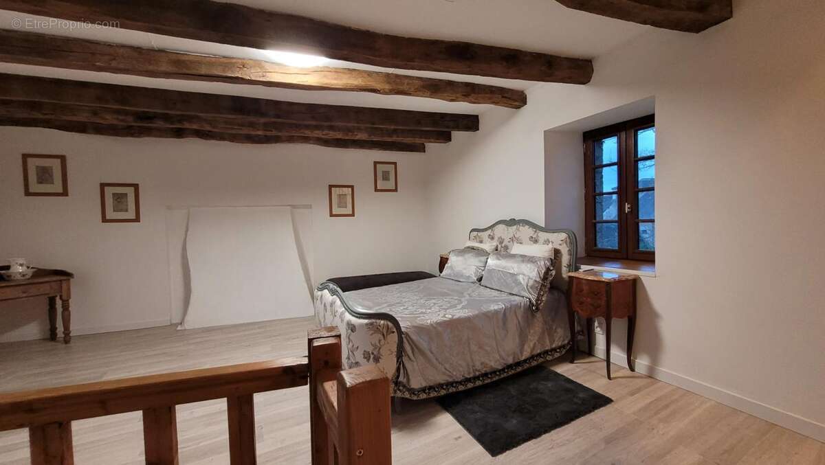 Maison à PLOUNEVEZ-QUINTIN