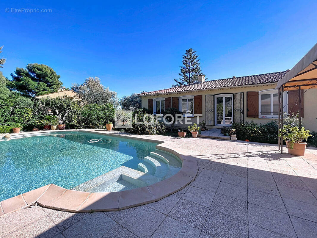 Maison à LA VALETTE-DU-VAR