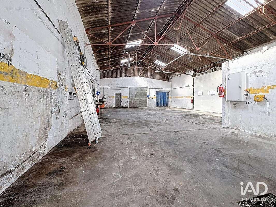 Photo 5 - Commerce à CHARRON