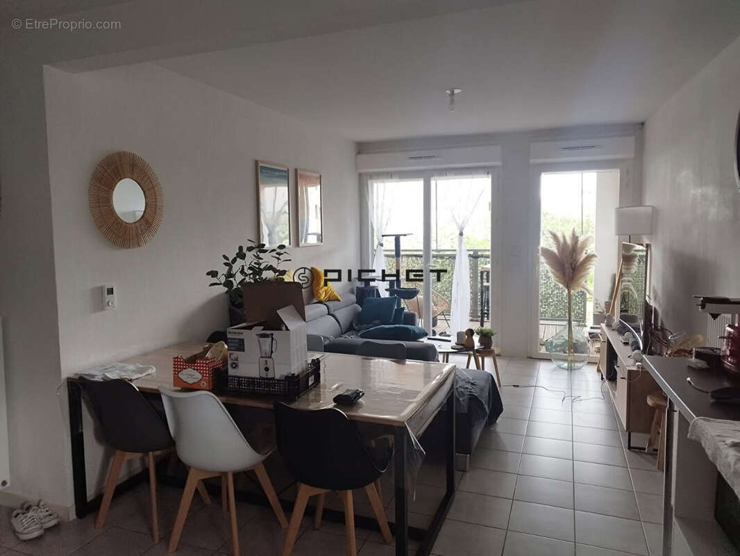 Appartement à VILLENAVE-D'ORNON
