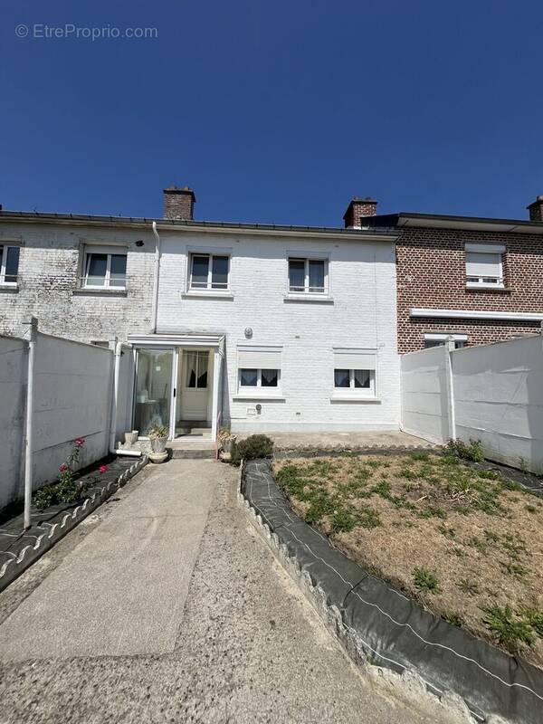 Maison à LE CATEAU-CAMBRESIS