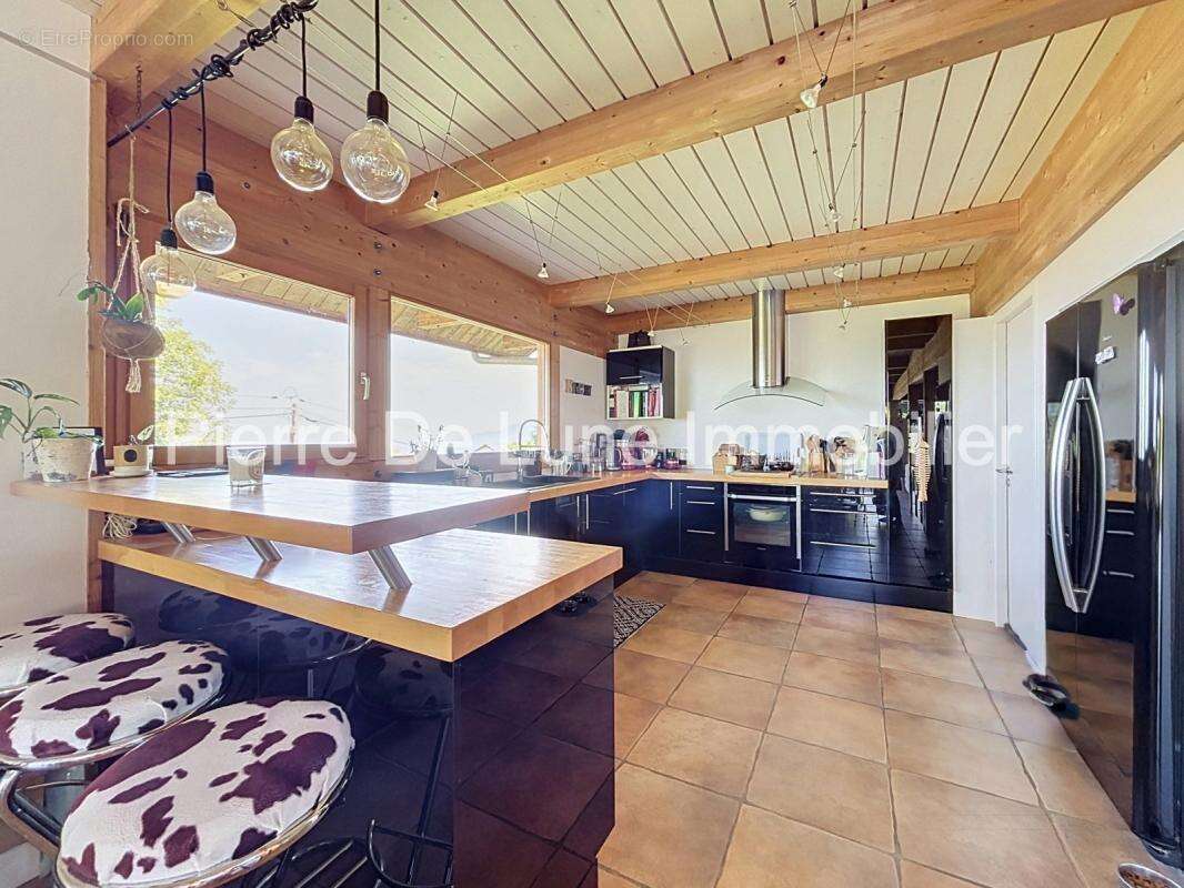 Trévignin – Maison d'exception en ossature bois avec vue dominante, piscine et panorama sur les montagnes - photo 11