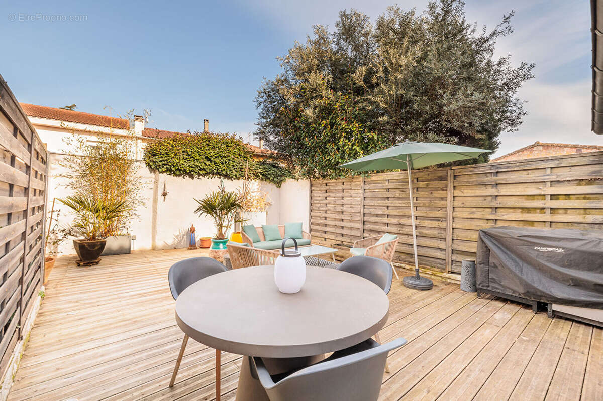 Coup de coeur pour cette maison de village type 4 d'environ 113 m² - photo 2