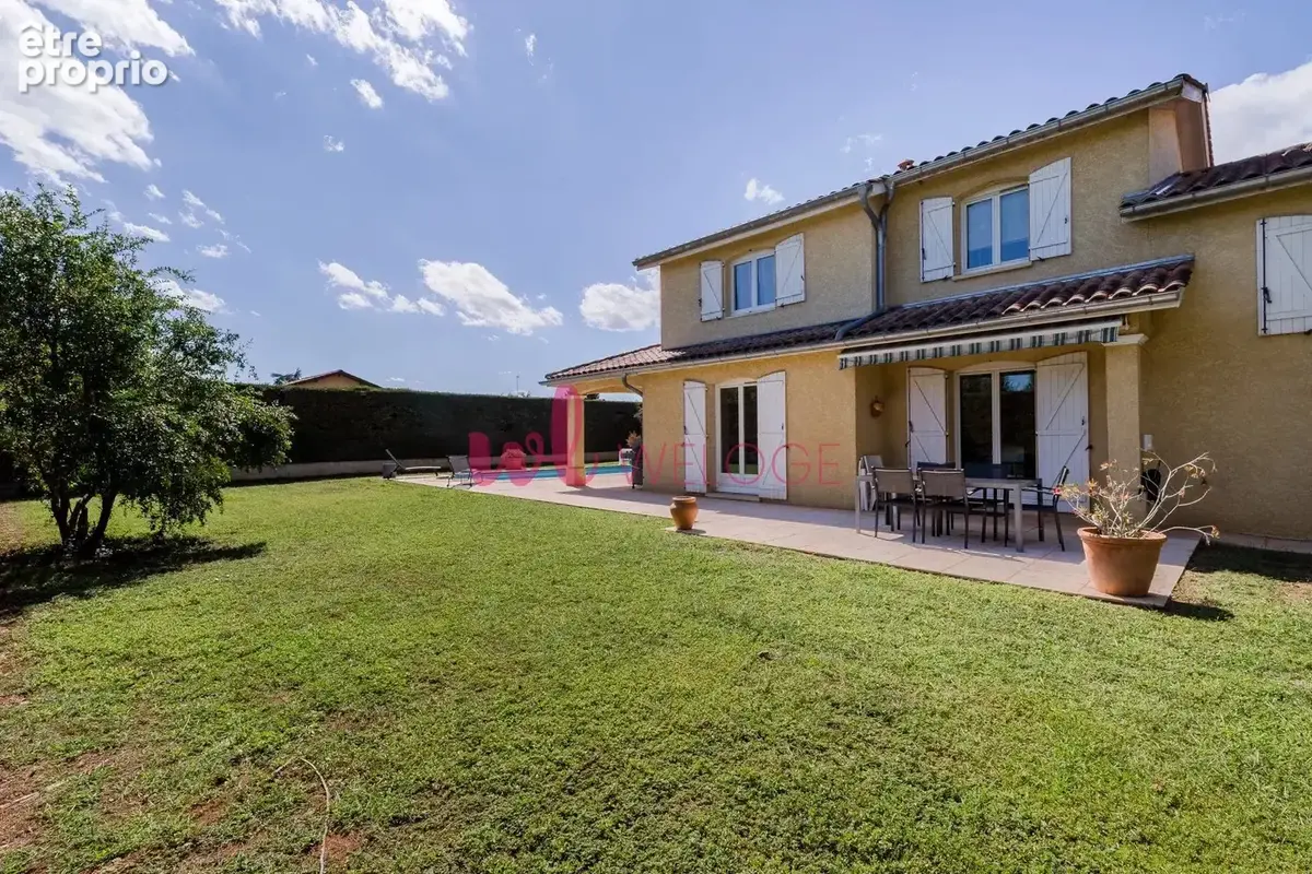 Villa familiale 6 pièces avec piscine- Secteur résidentiel -Pusignan - photo 32