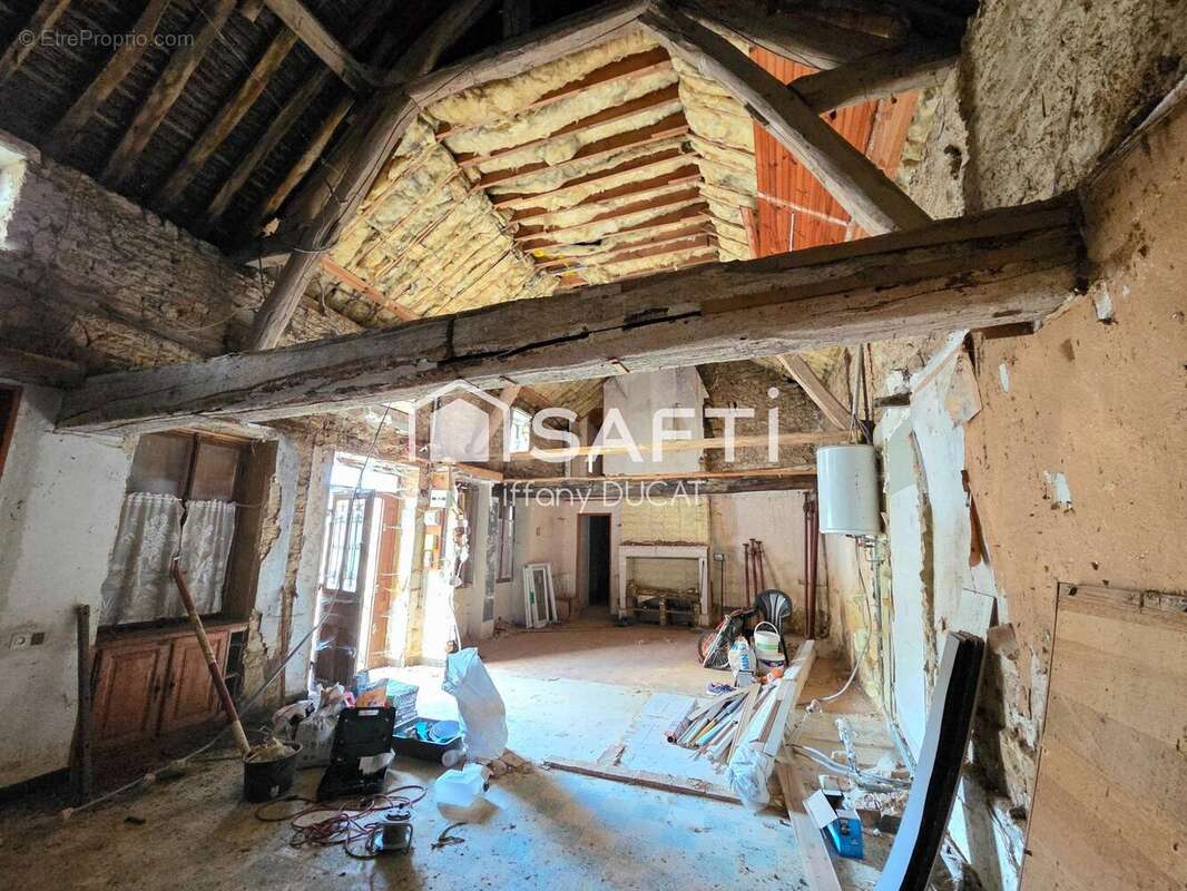 Photo 3 - Maison à COUSSEGREY