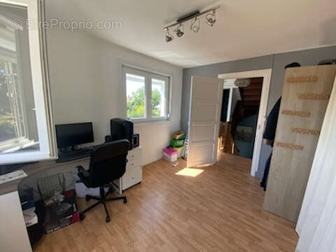 Maison à COURRIERES