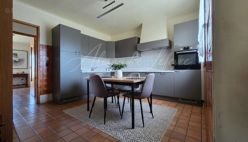 Maison à OSSEJA