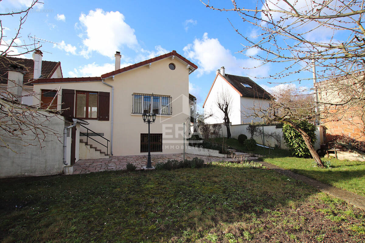 Maison à VILLIERS-SUR-MARNE