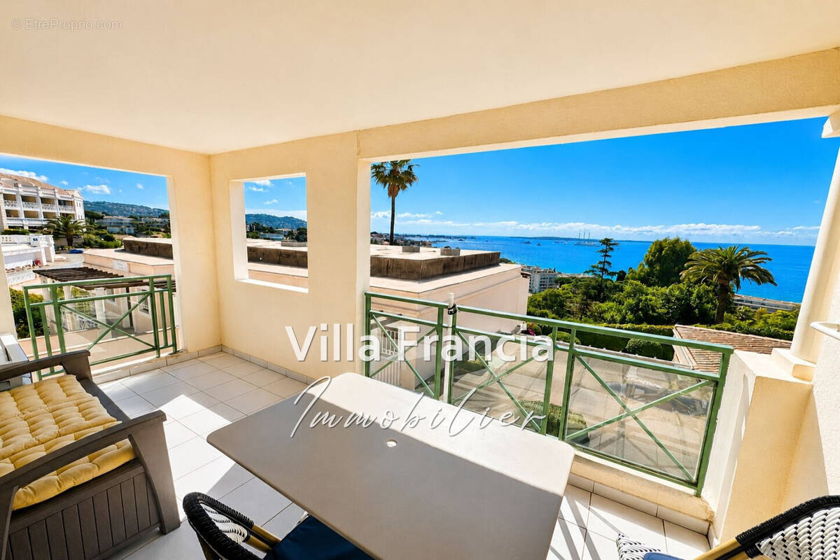 Appartement à CANNES