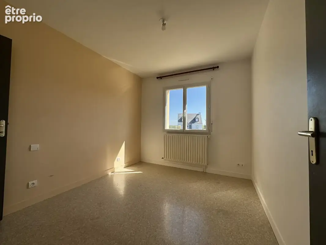 Maison familiale à Saint-Rémy du plain, 110 m² avec jardin de 1052 m² et grand garage - photo 9