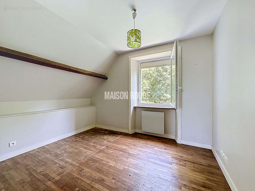 Maison en pierre rénovée 250 m² - 6 chambres -1.3 ha de terrain. Proche Dinan - photo 19