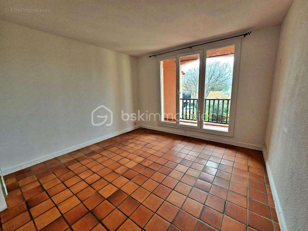 Exclusivité – Baisse de prix, à saisir ! Studio 28 m² vue mer, à deux pas du port et des commerces, au calme absolu - photo 8