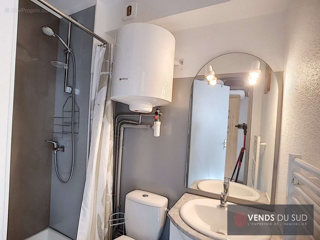 Appartement à LAMALOU-LES-BAINS