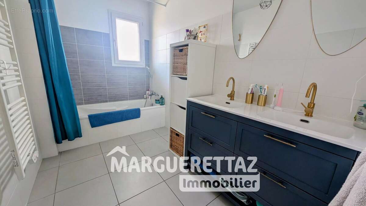 Maison à VIUZ-EN-SALLAZ