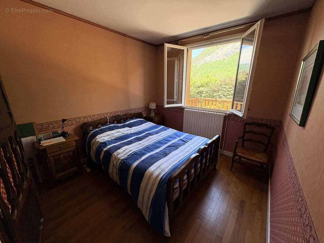 Maison 128 m² à Sainte-Eulalie-En-Royans  - photo 9