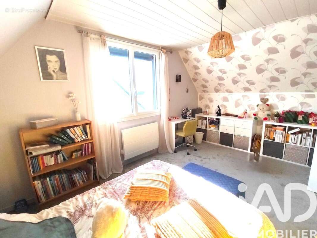 Maison 110 m² à Saint-Leonard  - photo 5