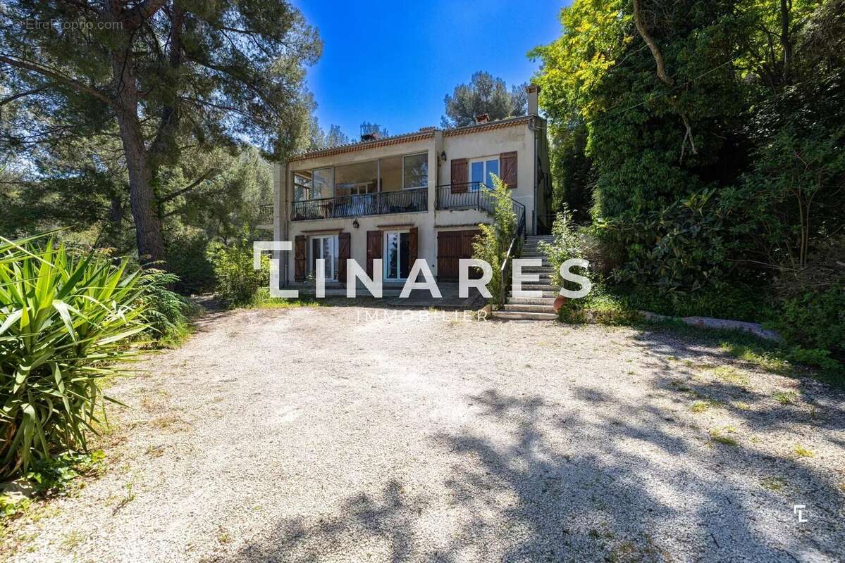 Maison à MARSEILLE-11E