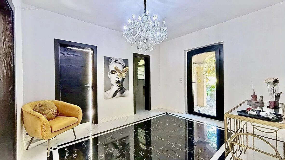 Maison à VENCE