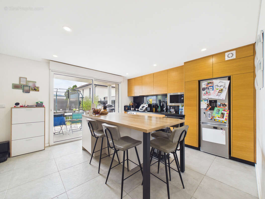 Appartement à MONTMELIAN