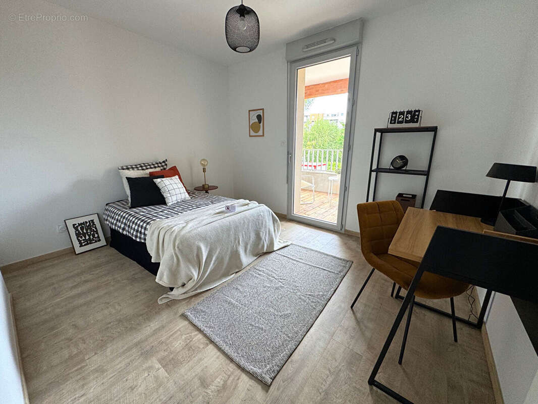 Appartement Pibrac 3 pièces 66m² + 13m² de Balcon + 2 Parking sous-sol ! - photo 5