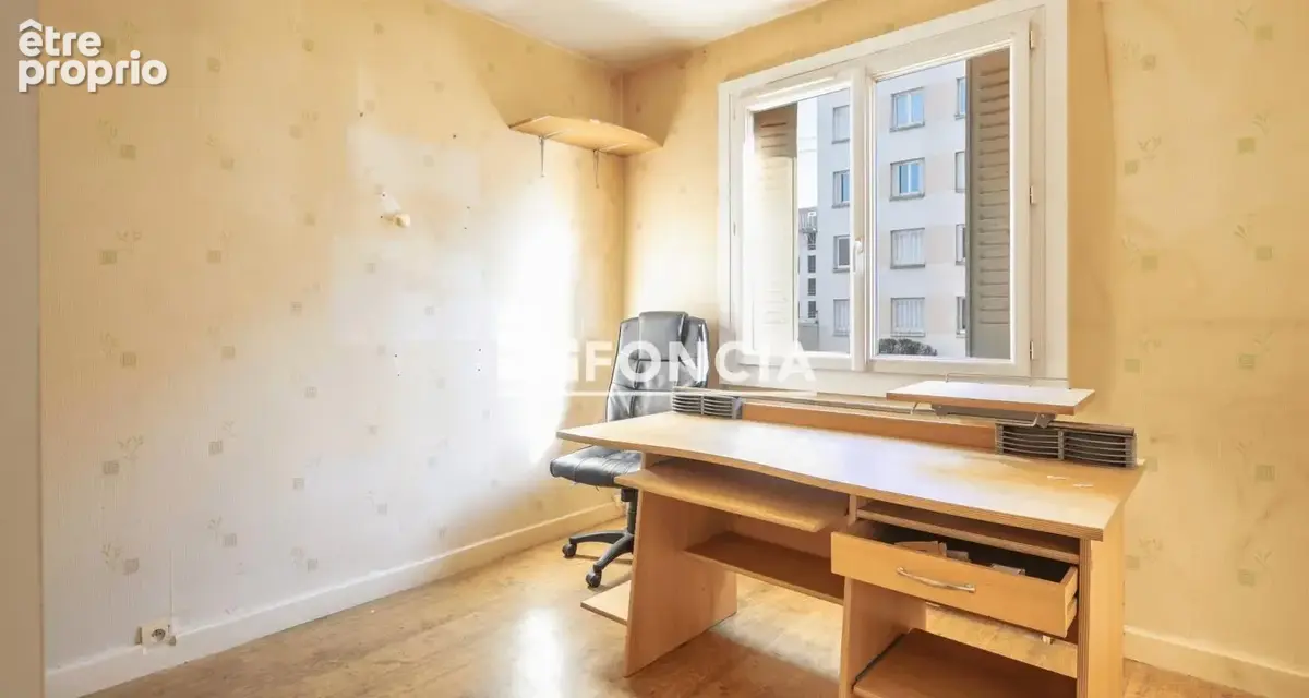 T3 56m2 avec cave dans copropriété fermée - photo 6