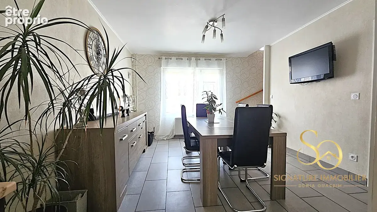 Exclusivité : Maison avec terrasse, jardin et garage à Épernay - photo 4