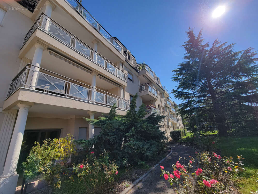Appartement à CHEVIGNY-SAINT-SAUVEUR
